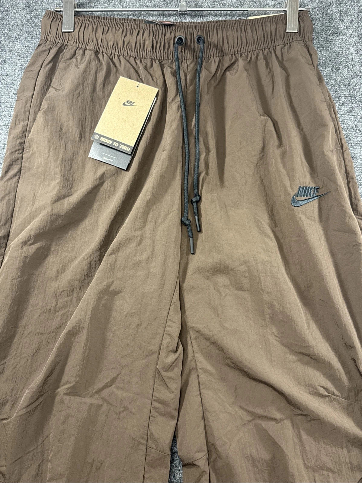 Nike Sportswear Woven Jogger Pants Men’s Small Brown UPF 40+ NWT Track