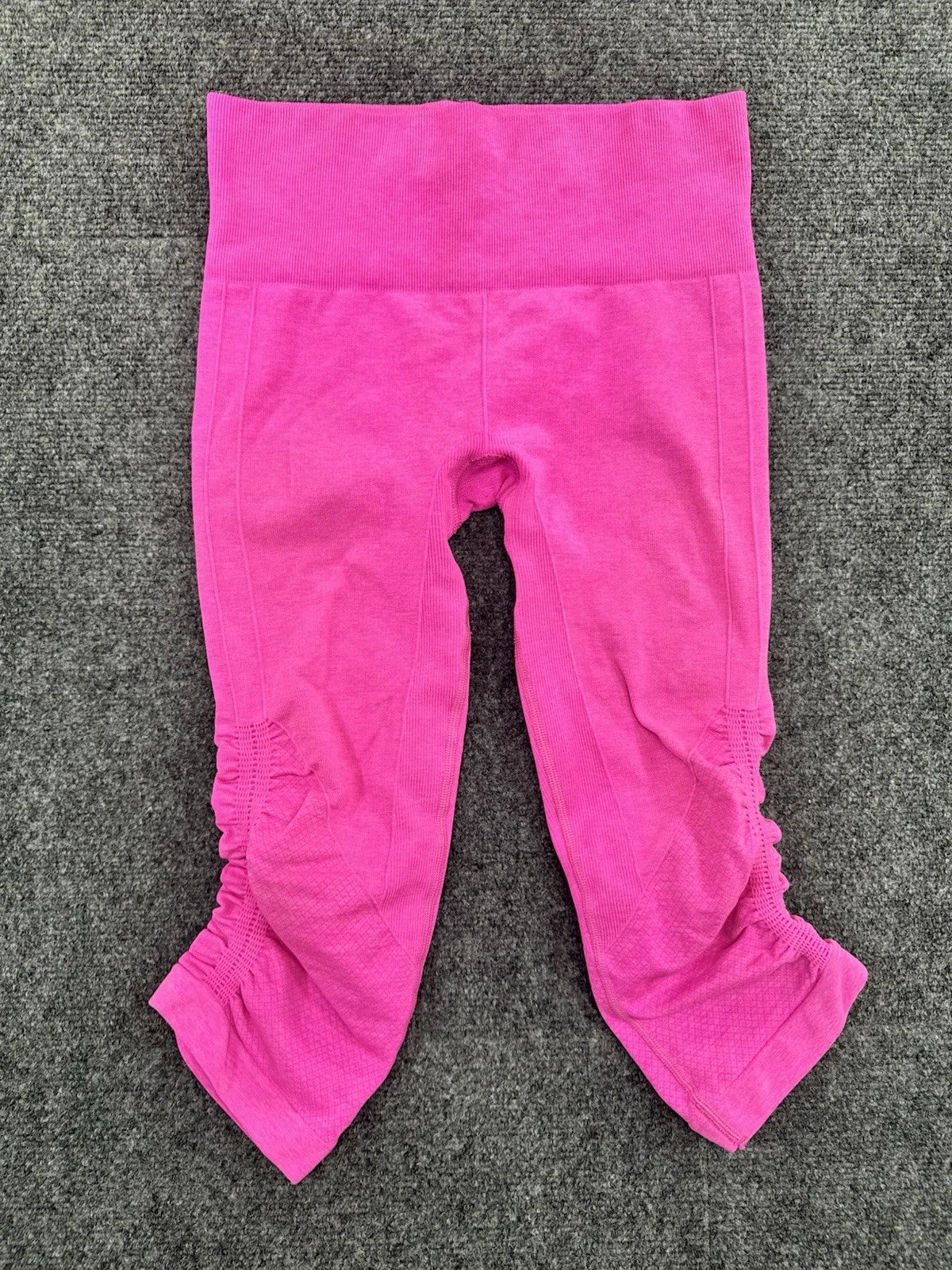 Lululemon Women's Hot Pink Ruched Crop Leggings Size 4 Pre-Owned