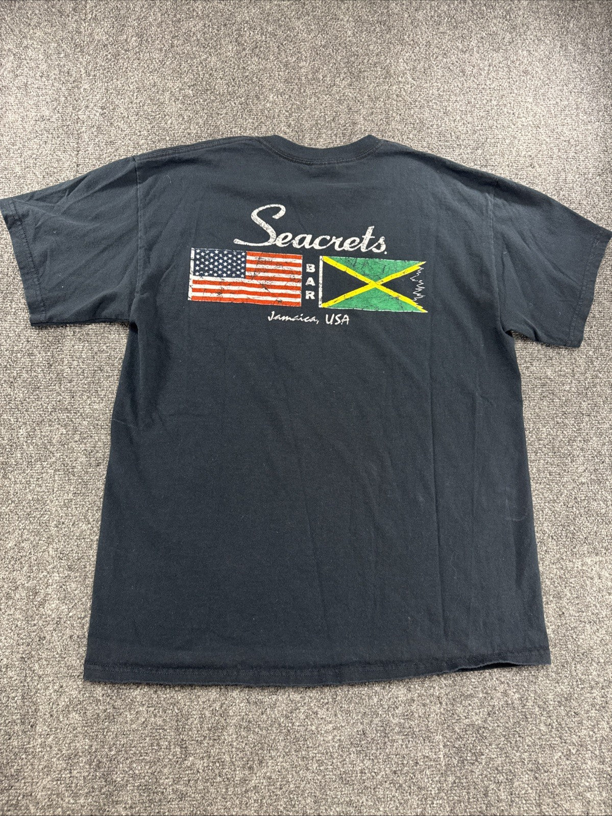 Vintage 90s Gildan Secrets Jamaica USA Flags Embroidered T-Shirt Large