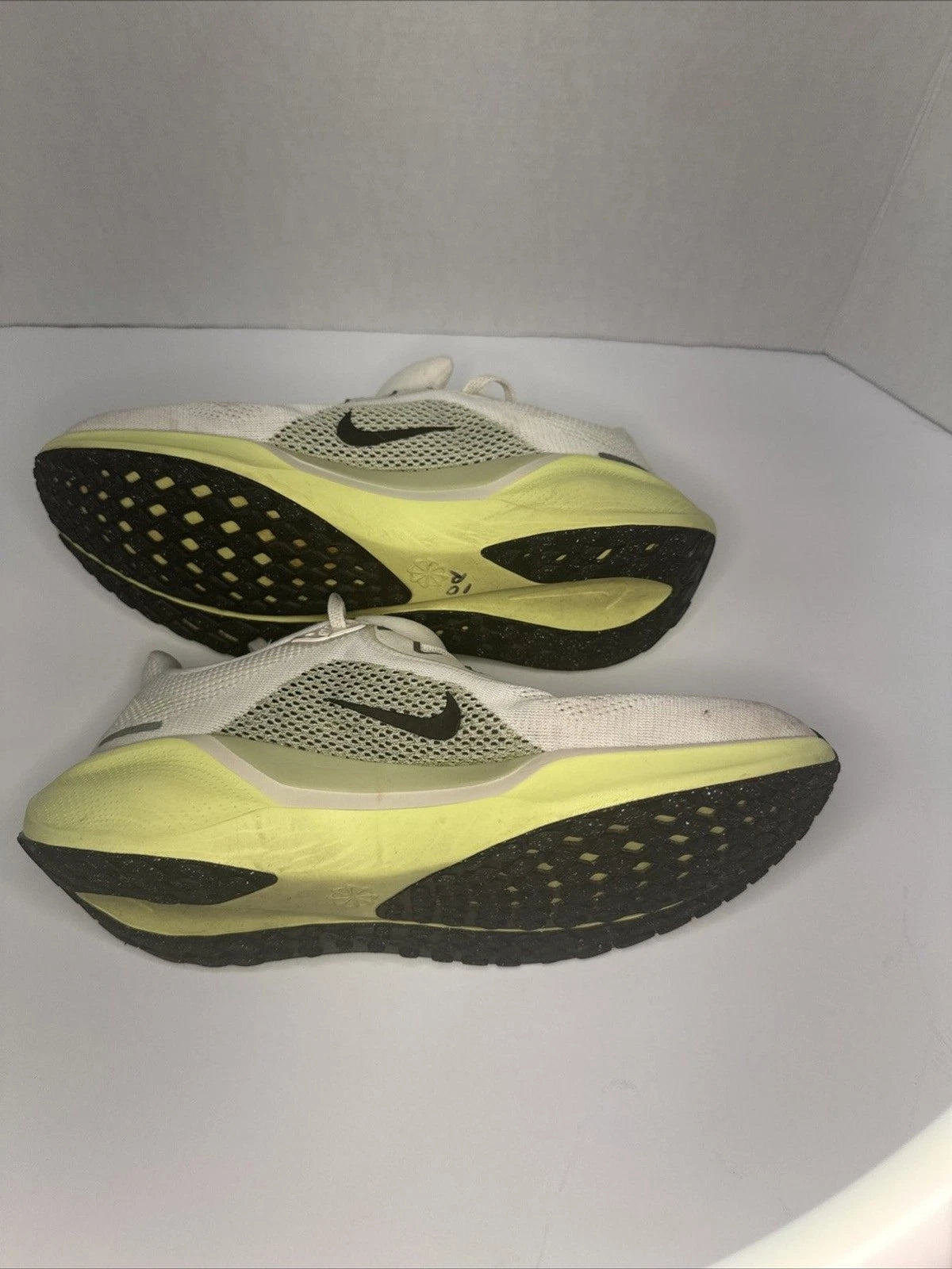 Nike Air Zoom Pegasus 41 Men’s 7.5 Pale Ivory Limelight Running FD2722-109