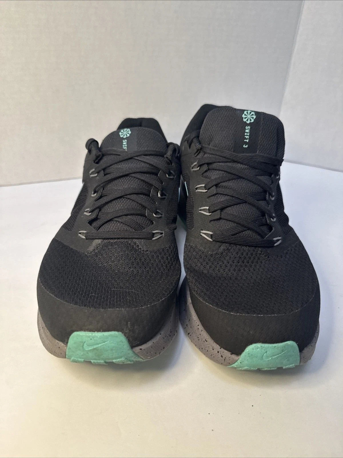Nike Run Swift 3 SE Women's Size 11 Black Green Frost Running Shoes HQ4217-010