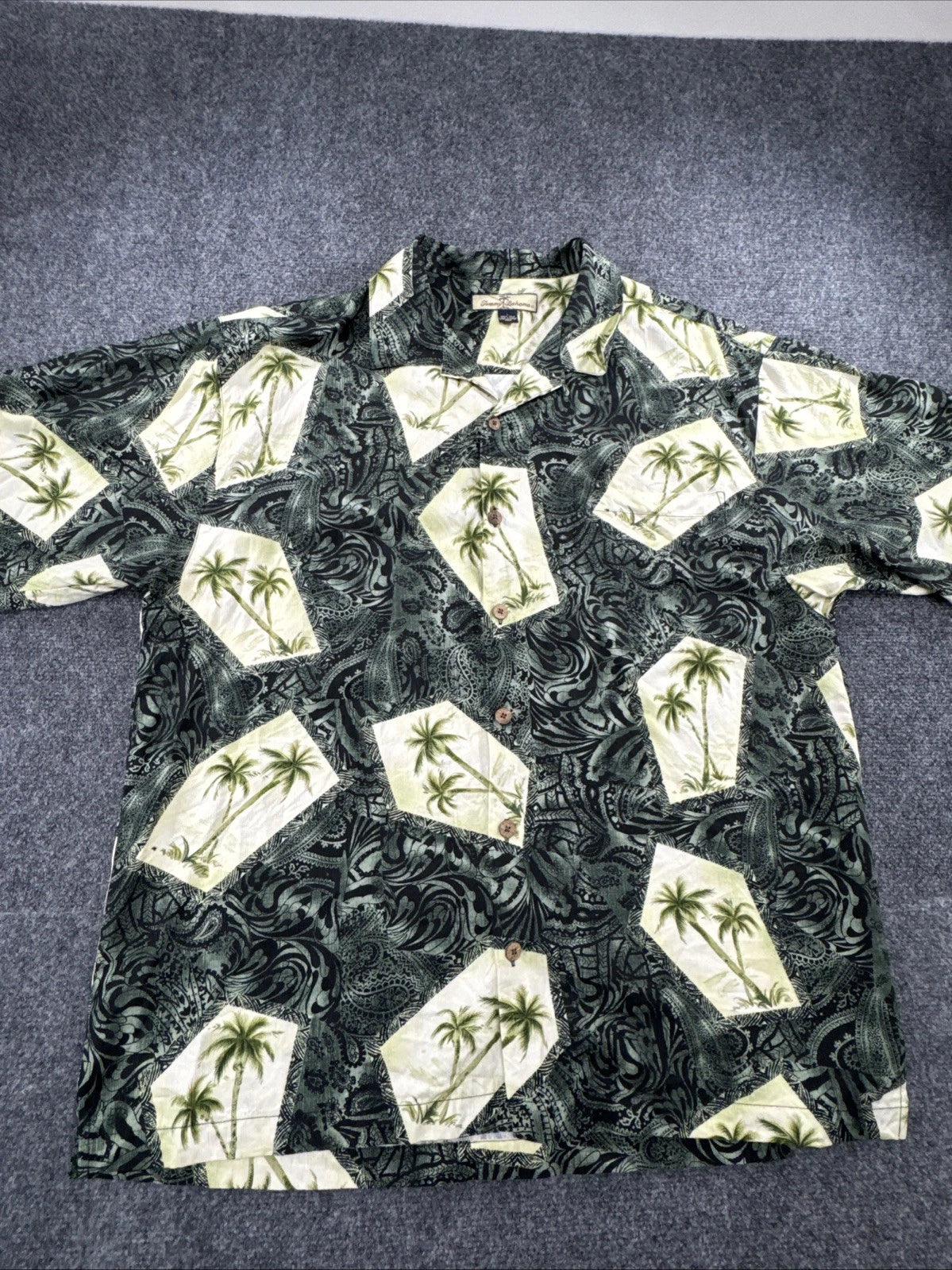 Tommy Bahama Silk Shirt Mens L Palm Tree Hawaiian Aloha Camp Green Ivory