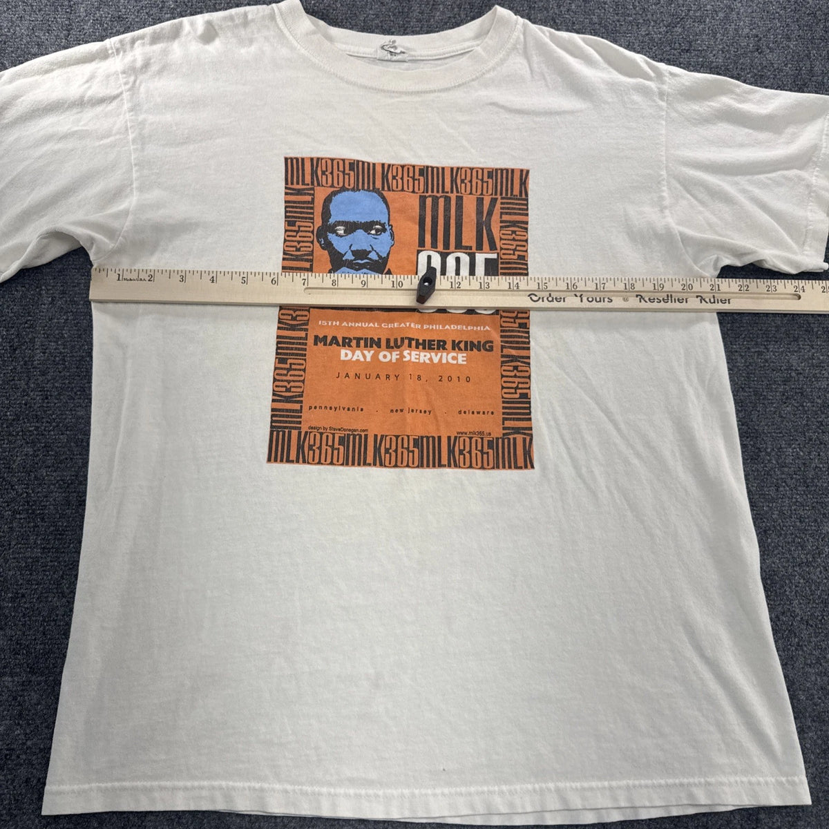 2010 MLK365 Martin Luther King Jr Day of Service Philadelphia T Shirt Large