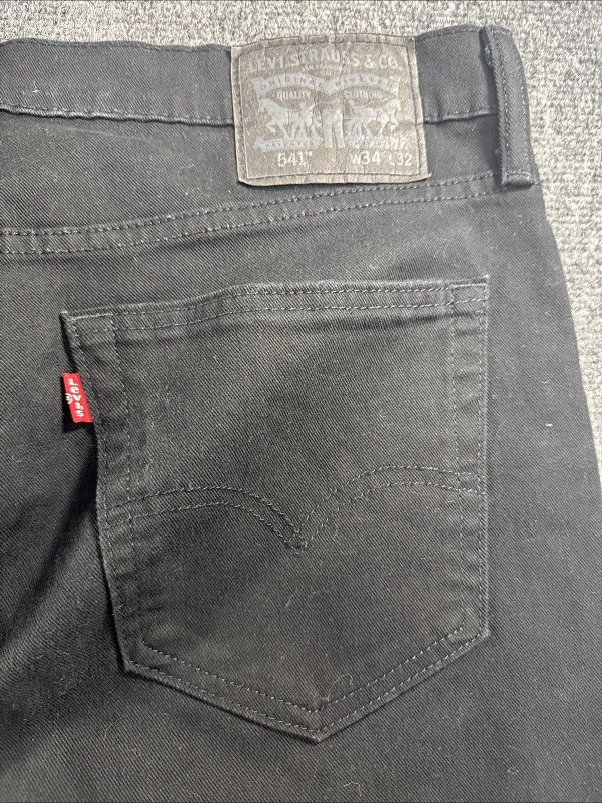 Levi's 541 Athletic Taper Jeans Men W34 L32 Black Distressed Denim