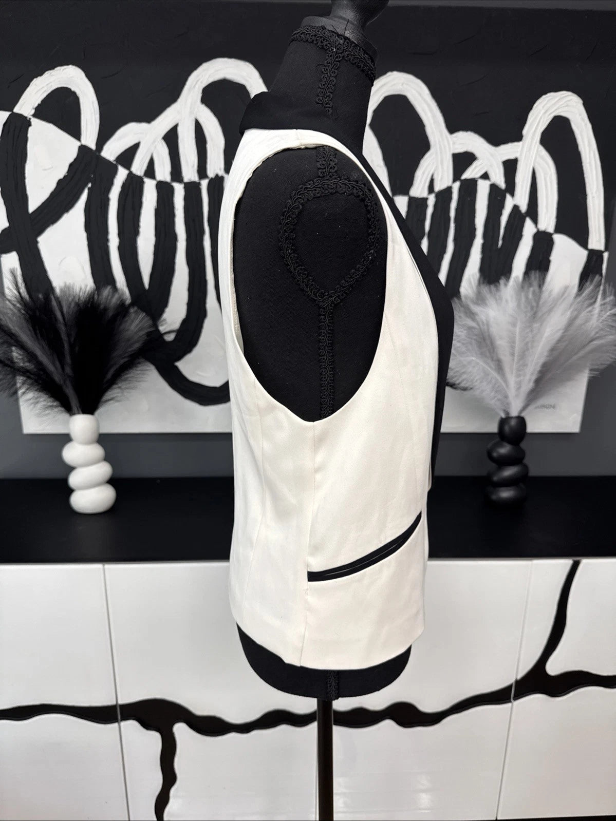 Forever 21 Black White Tuxedo Vest Blazer Sleeveless Open Front Women’s S