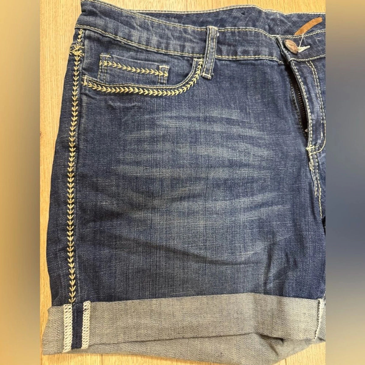 Seven7 Blue Distressed Denim Shorts Cuffed Hem Women's Large Stretch Jeans