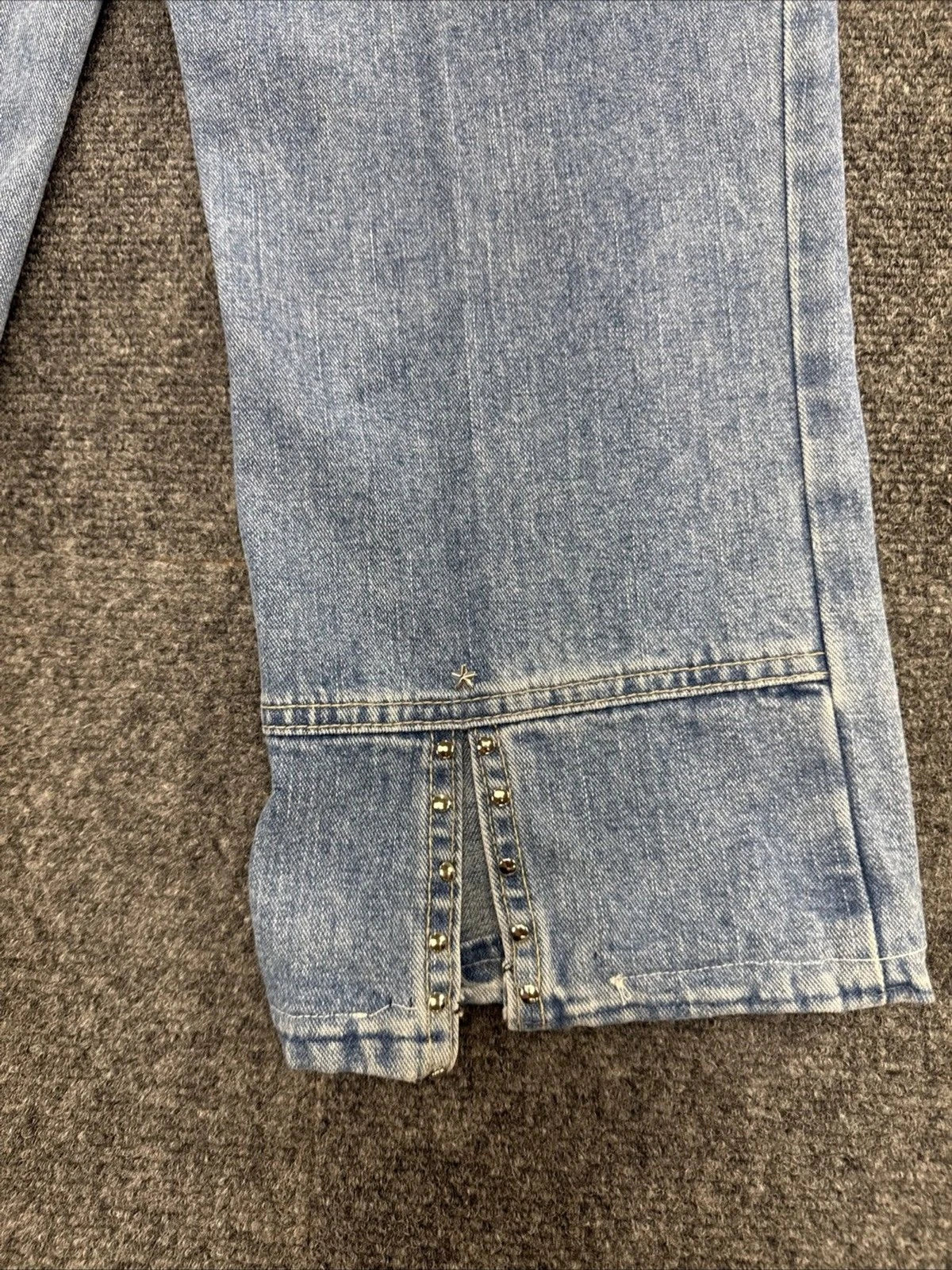 Vintage Y2K Tommy Hilfiger Jeans Womens 8 Studded Hem Wide Leg Made Canada 2002