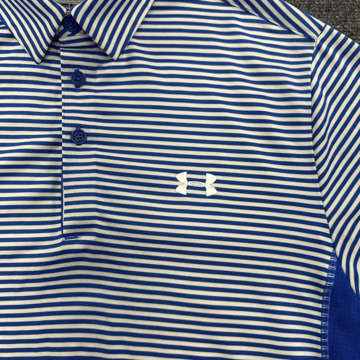 Under Armour HeatGear Blue White Striped Golf Polo Shirt Men Medium Loose Fit