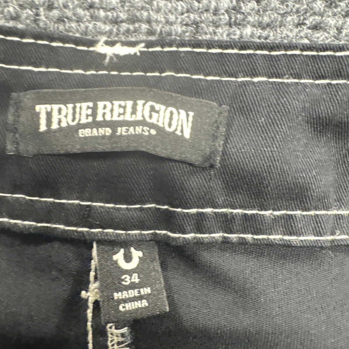 True Religion Mens 34x32 Black Cargo Pants Contrast Stitch Horseshoe NWT