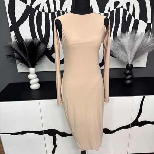PrettyLittleThing Maternity Nude Cut Out Shoulder Midi Dress Womens 8 NWT