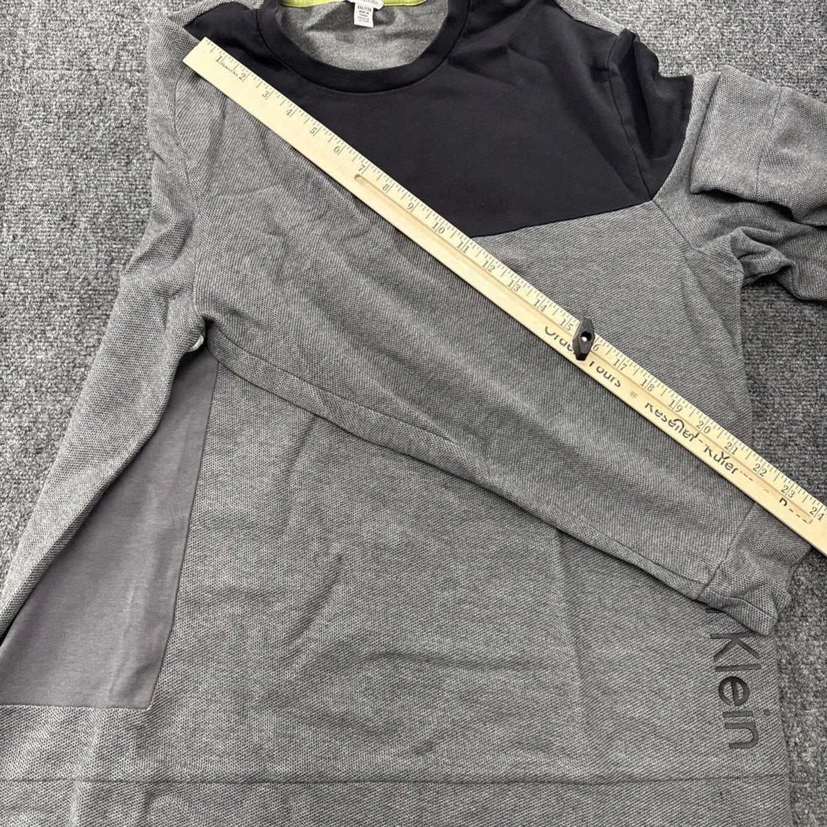 Calvin Klein Colorblock Sweatshirt XXL Gray Black Crewneck Pullover Logo