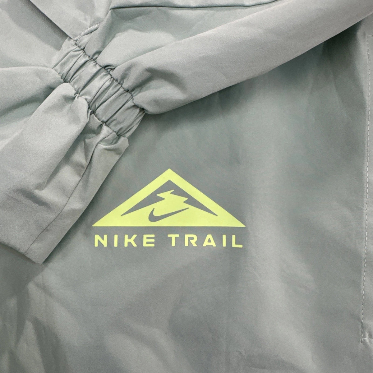 Nike Trail GORE-TEX Infinium Jacket Women XS Green Running DM7565-308