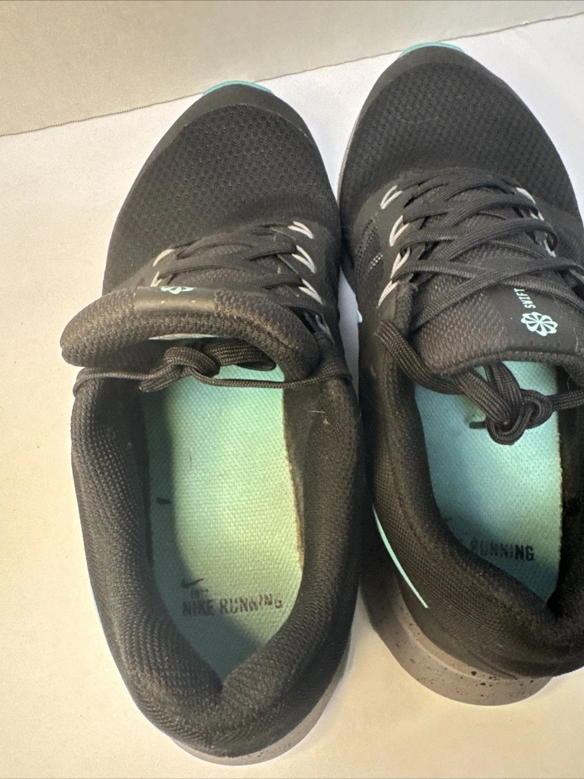 Nike Run Swift 3 SE Women's Size 11 Black Green Frost Running Shoes HQ4217-010