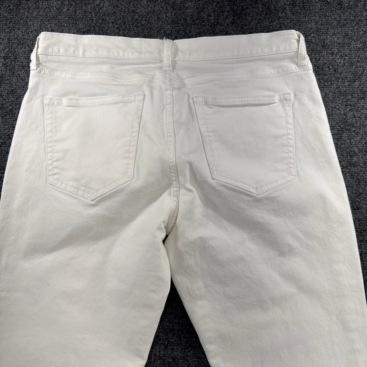 Gap 1969 Best Girlfriend White Jeans Women’s Size 30 Stretch Denim