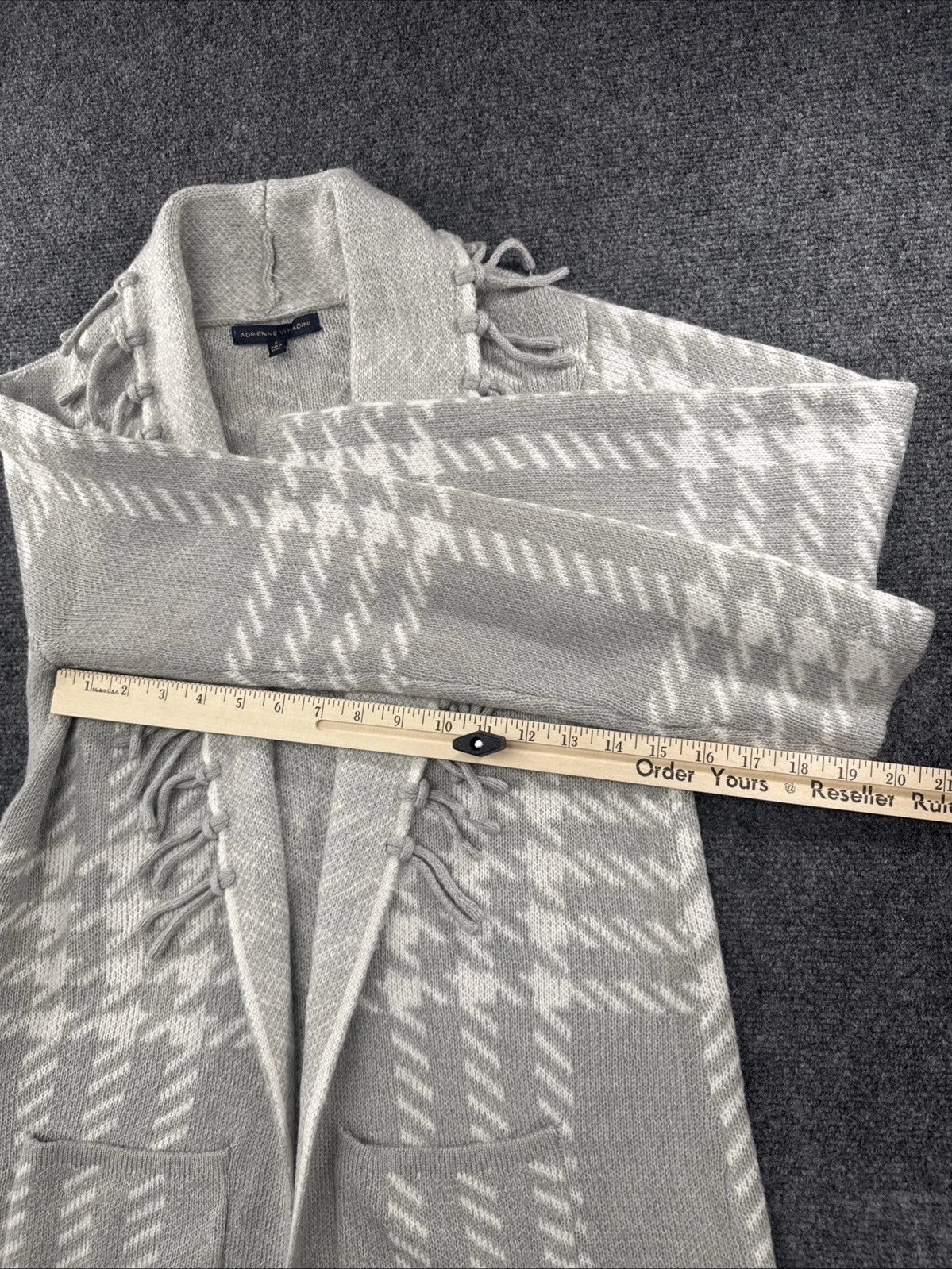 Adrienne Vittadini Plaid Fringe Cardigan Gray White Open Front Small Cozy