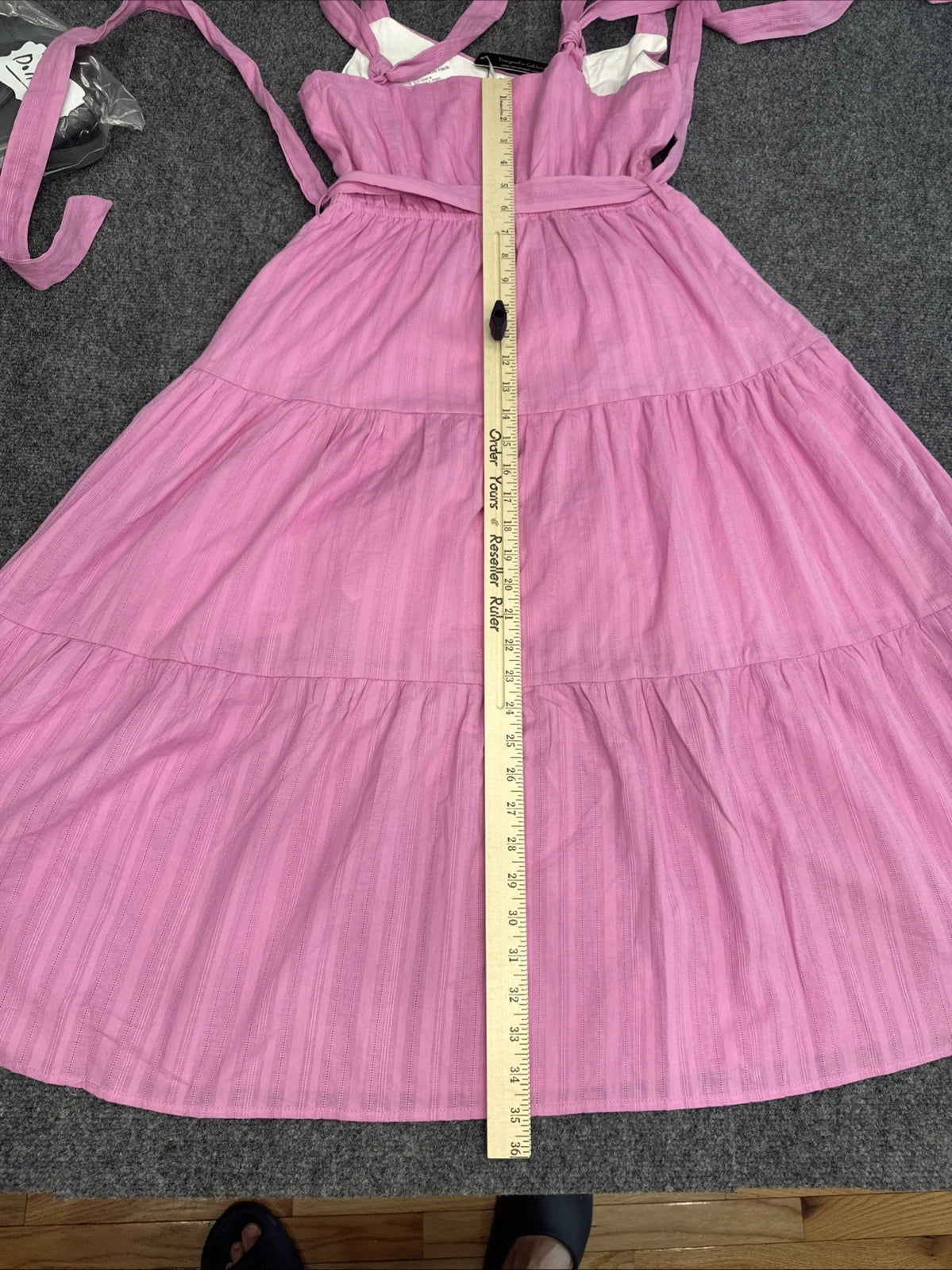 Heart Lily Pink Tiered Midi Dress Women’s Medium NWT Tie Shoulder Belted