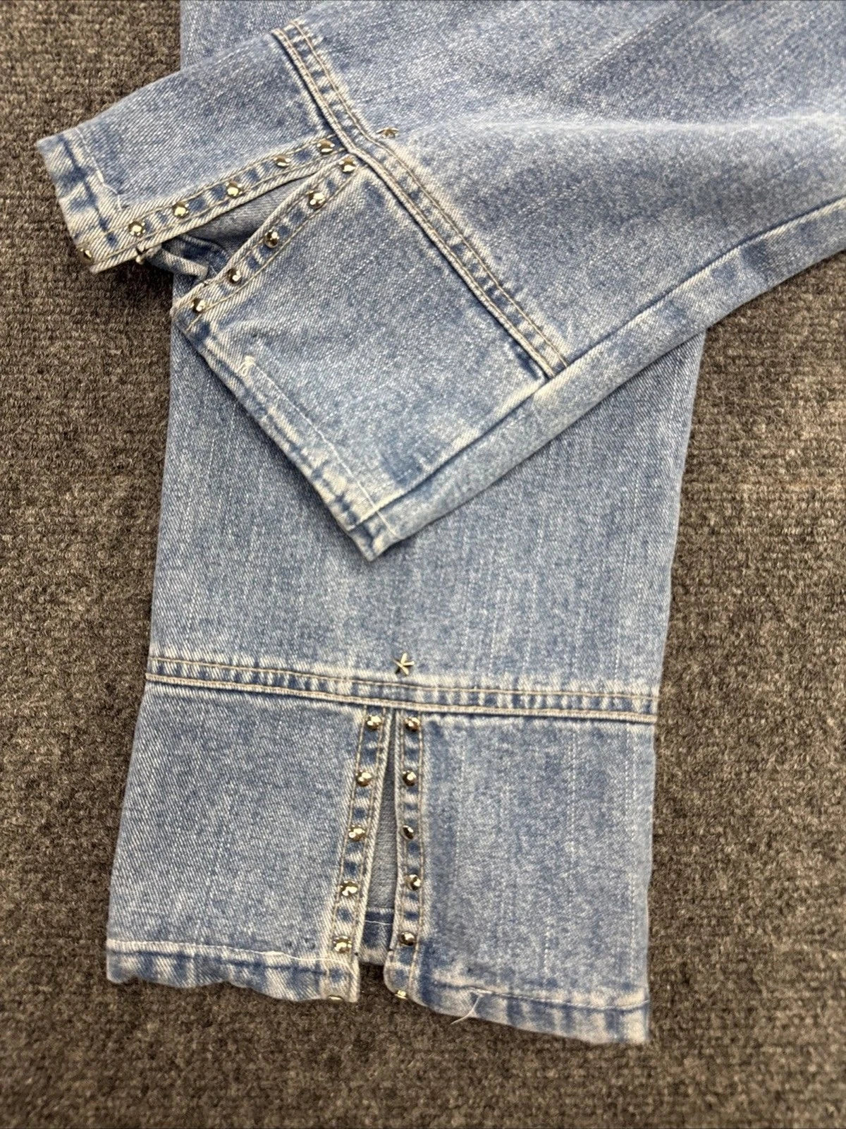 Vintage Y2K Tommy Hilfiger Jeans Womens 8 Studded Hem Wide Leg Made Canada 2002