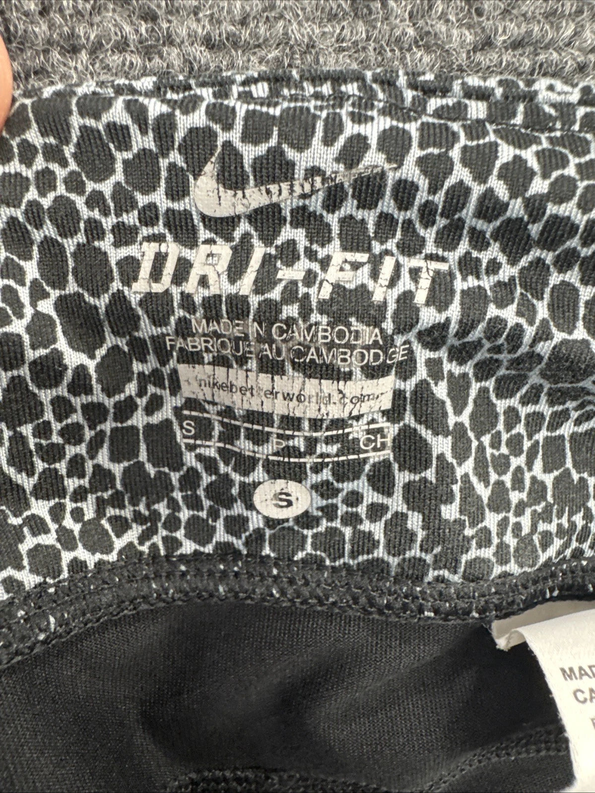 Nike Dri-FIT Women’s S Running Tights Black Animal Print Reflective Pocket