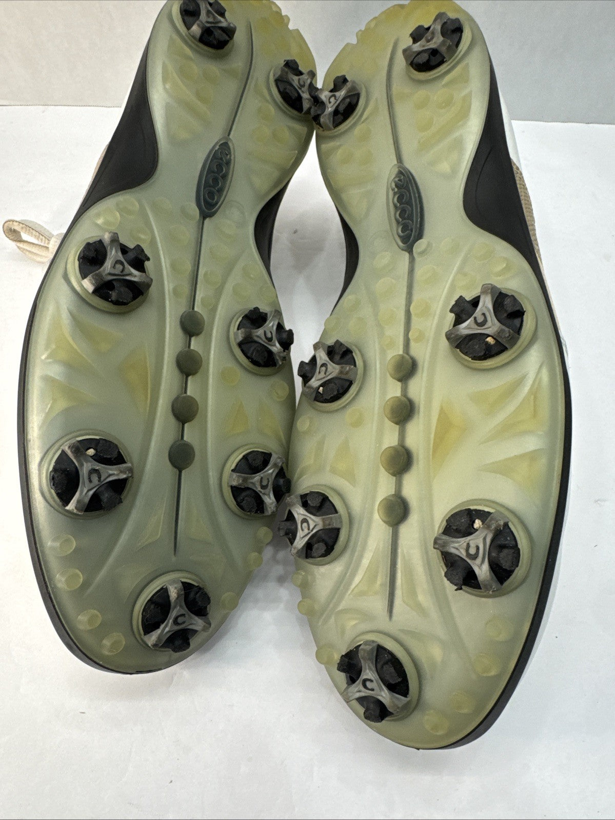 ECCO Hydromax Golf Shoes Men 41 US 7-7.5 White Yellow Leather Spiked Cleats