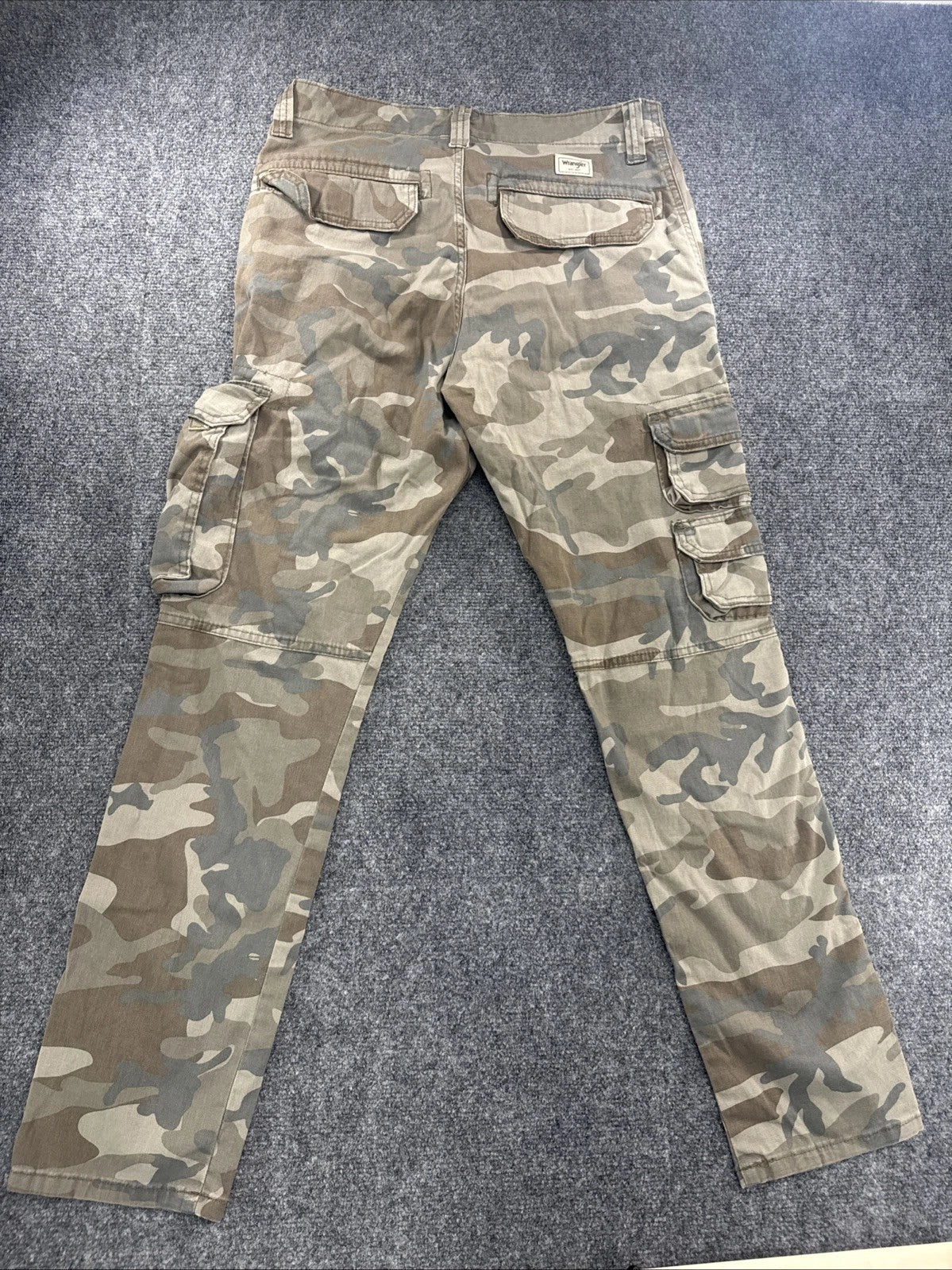 Wrangler Regular Taper Cargo Pants Men’s 30x30 Camo Stretch Utility Workwear