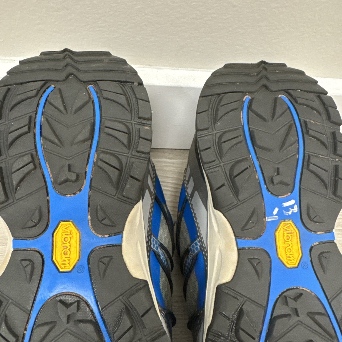 Eddie Bauer Waterproof Vibram Trail Hiking Shoes Gray Blue Men's Size 8.5