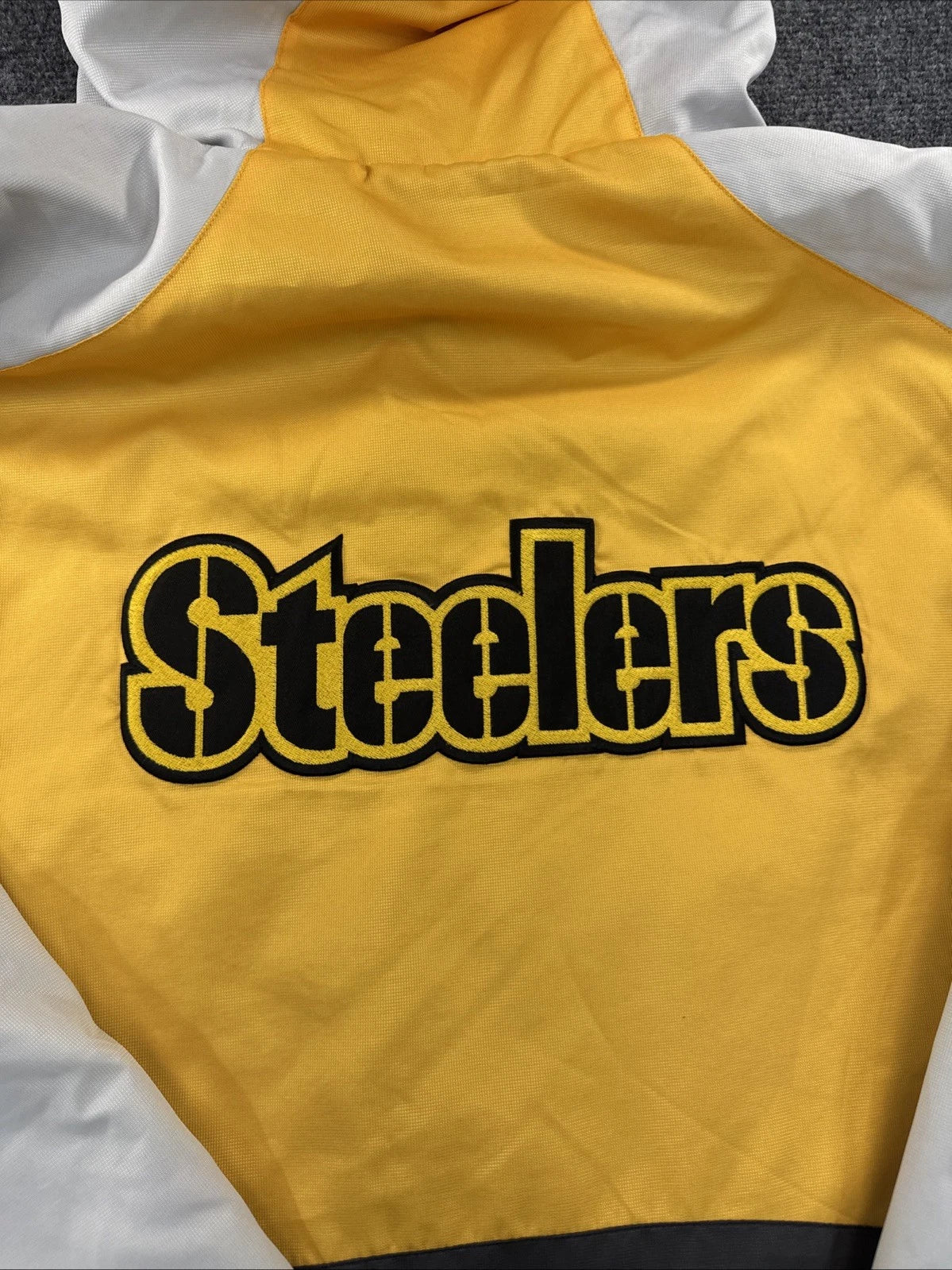 Reebok Pittsburgh Steelers Jacket Mens XL Hooded Fleece Lined Gray White Yellow