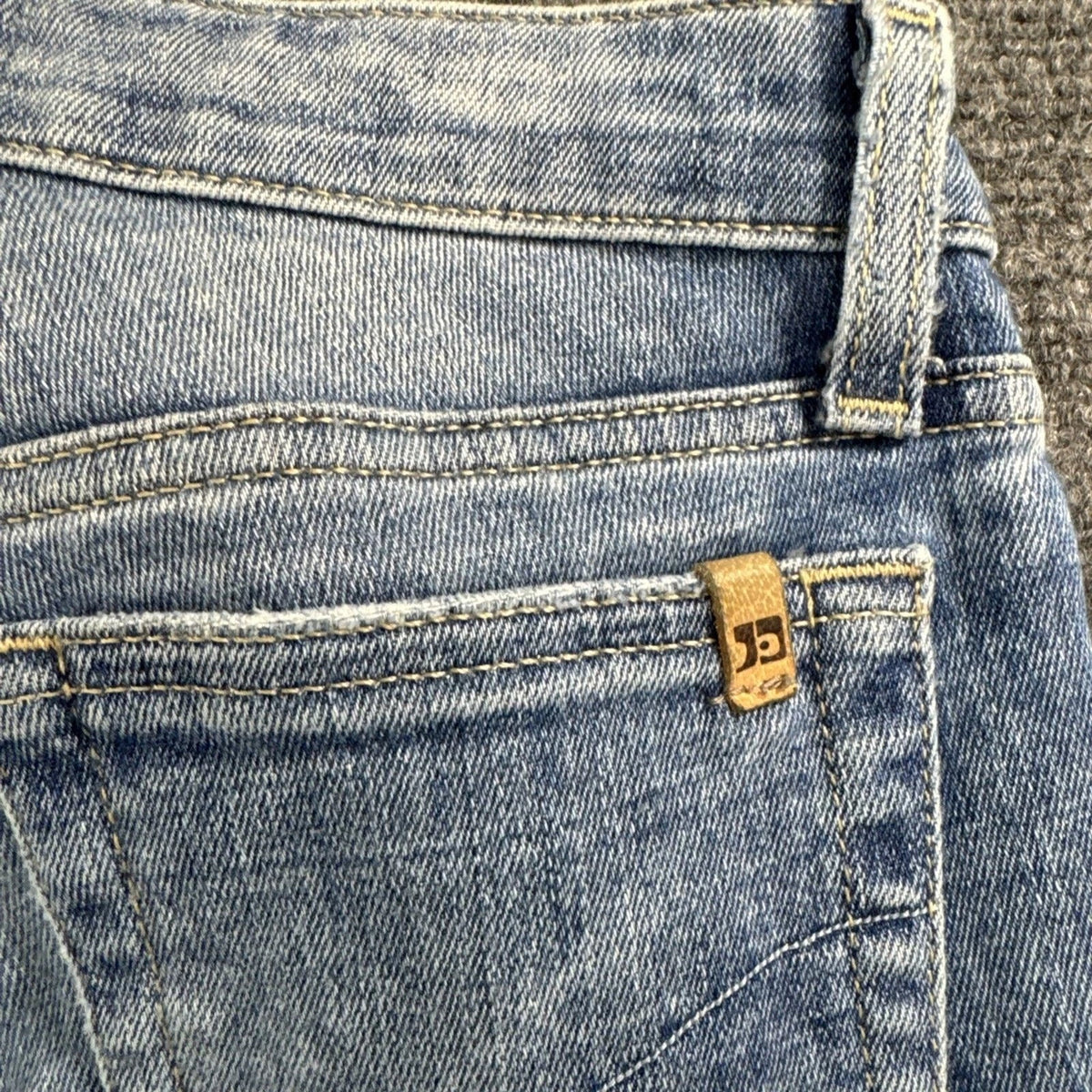 Joe’s Jeans Women’s 26 Blue Distressed Skinny Stretch Denim Raw Hem