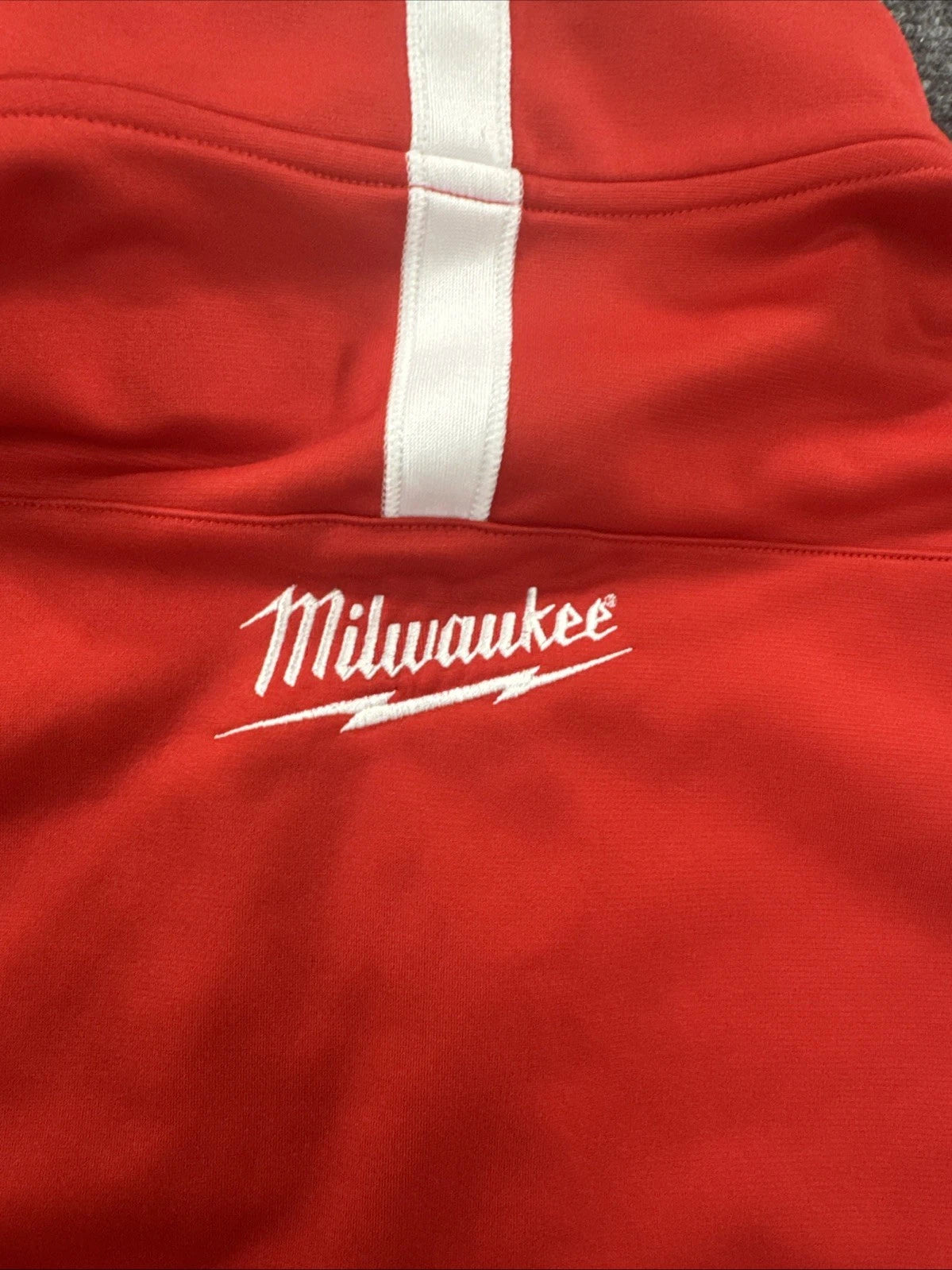 Under Armour Milwaukee Tool 1/4 Zip Pullover Men’s Medium Red Loose Fit