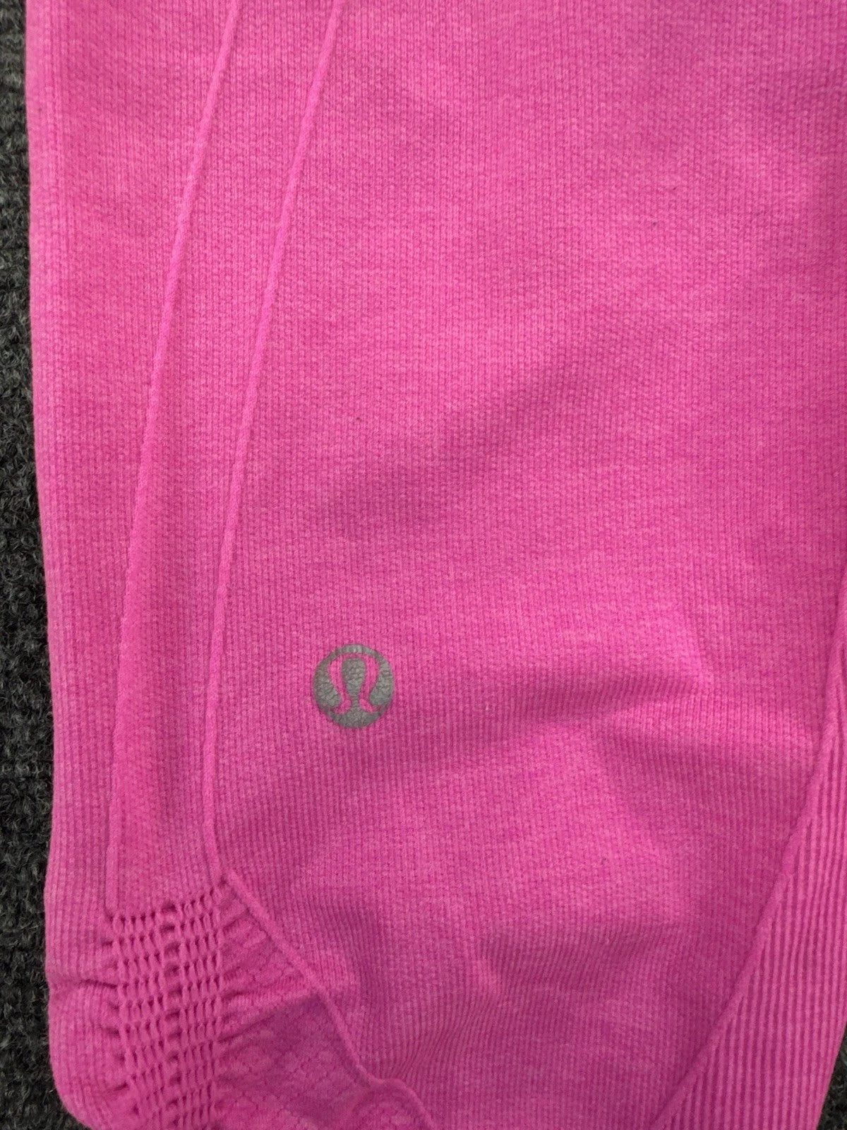 Lululemon Women's Hot Pink Ruched Crop Leggings Size 4 Pre-Owned