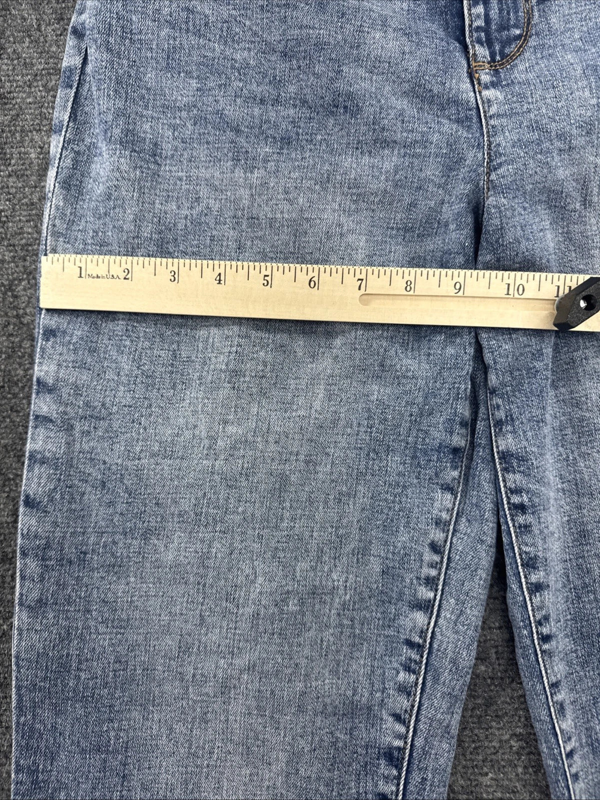 Karl Lagerfeld Paris Women Jeans Size 8 Light Wash Logo Embroidered Straight Leg