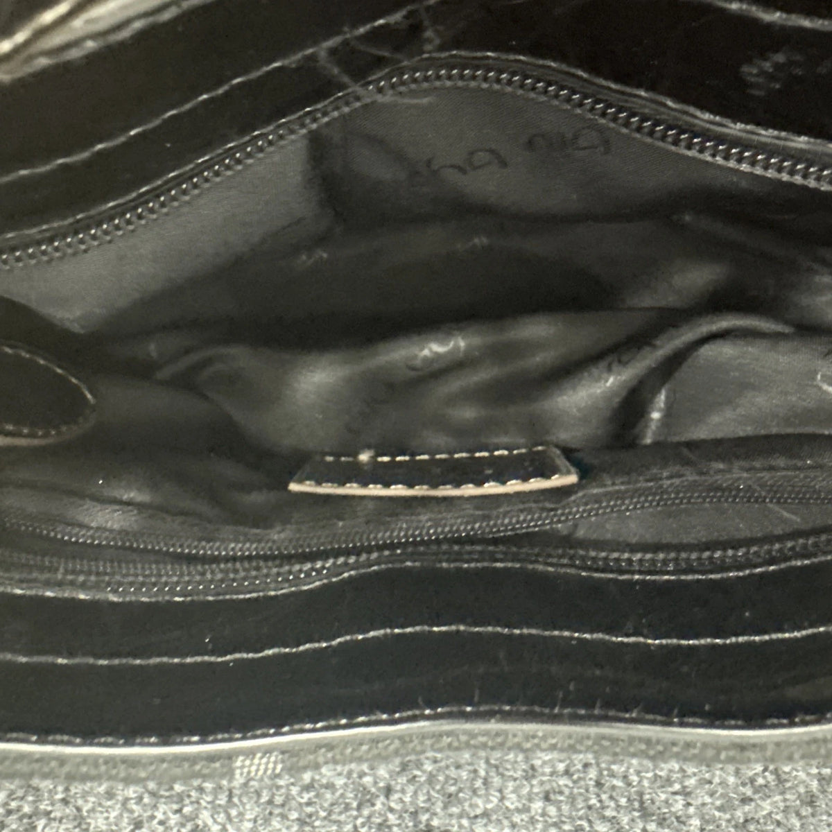 Byblos Y2K Monogram Shoulder Bag Black Jacquard Patent Leather Logo Purse