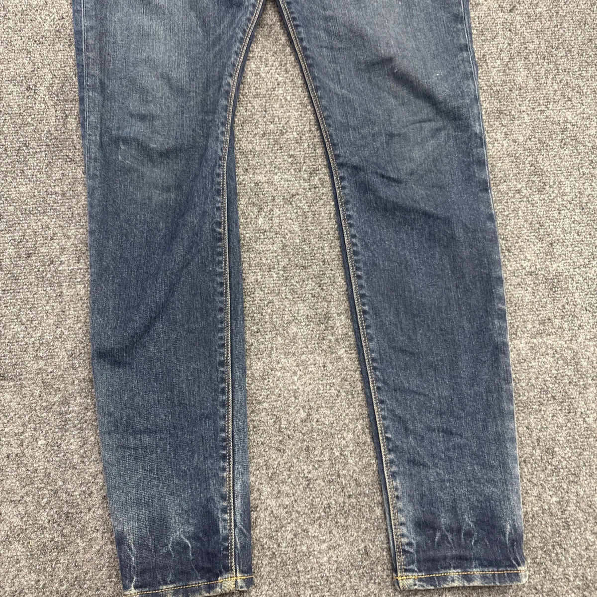 Hudson Women’s Size 30 Blue Wash Slim Straight 5 Pocket Denim Jeans