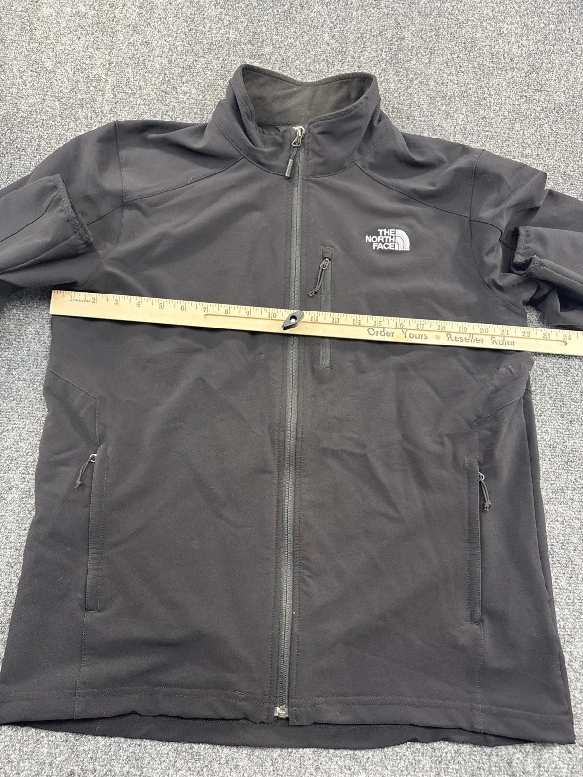 The North Face WindWall Jacket Men’s L Black Softshell Full Zip NF00CUY2