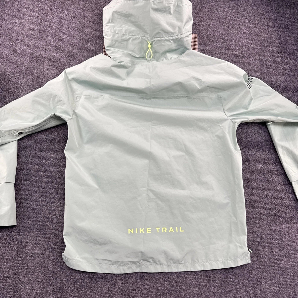 Nike Trail GORE-TEX Infinium Jacket Women XS Green Running DM7565-308