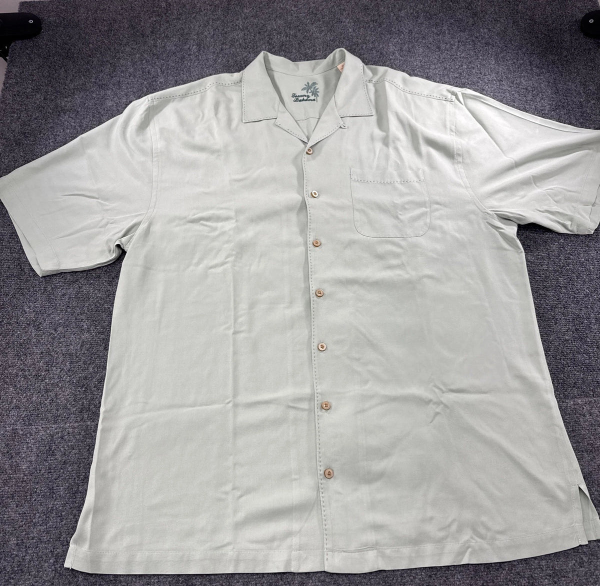 Tommy Bahama Silk Camp Shirt Mens XLT Mint Green Seafoam Resort Button Up NWOT