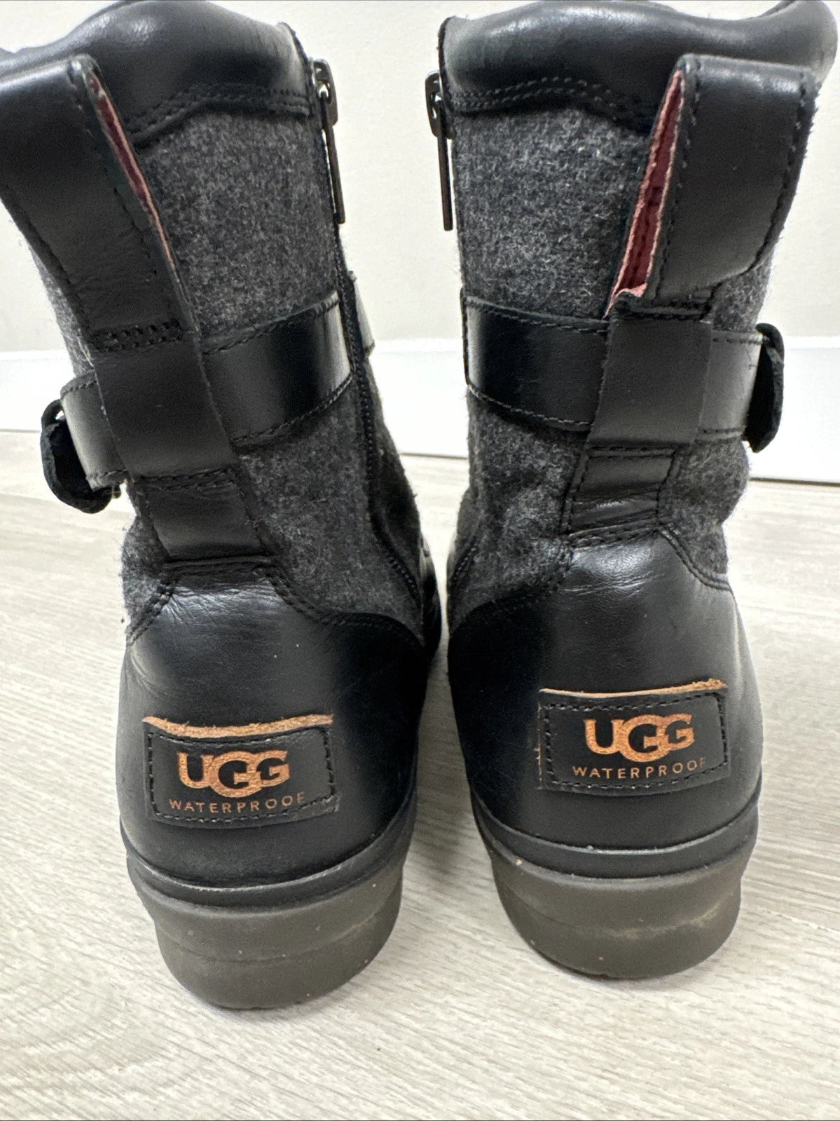 UGG Kesey Boots Women 8 Black Leather Wool Waterproof Lace Up 1005264