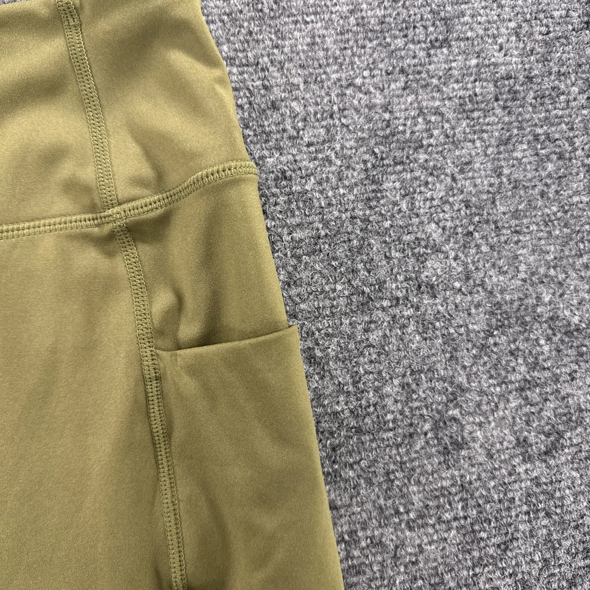 Fabletics Anywhere Motion365+High Waisted Pocket Leggings Green Size Tag Removed