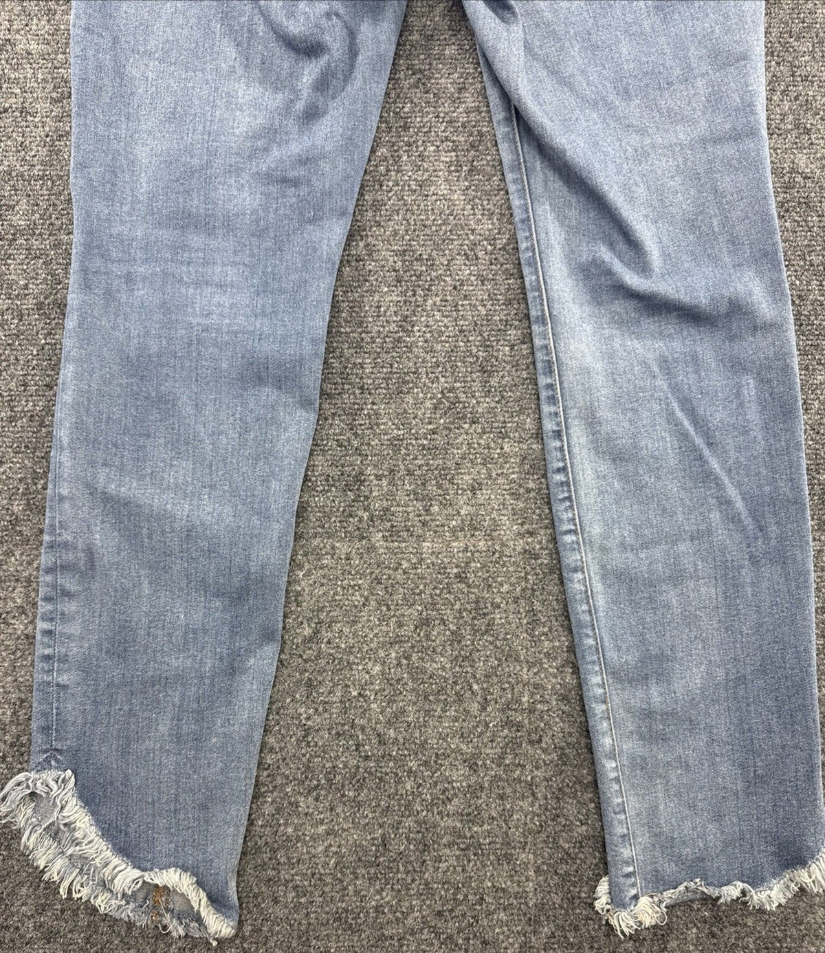 Good American Good Waist Jeans Women 12/31 Blue Raw Frayed Hem Stretch