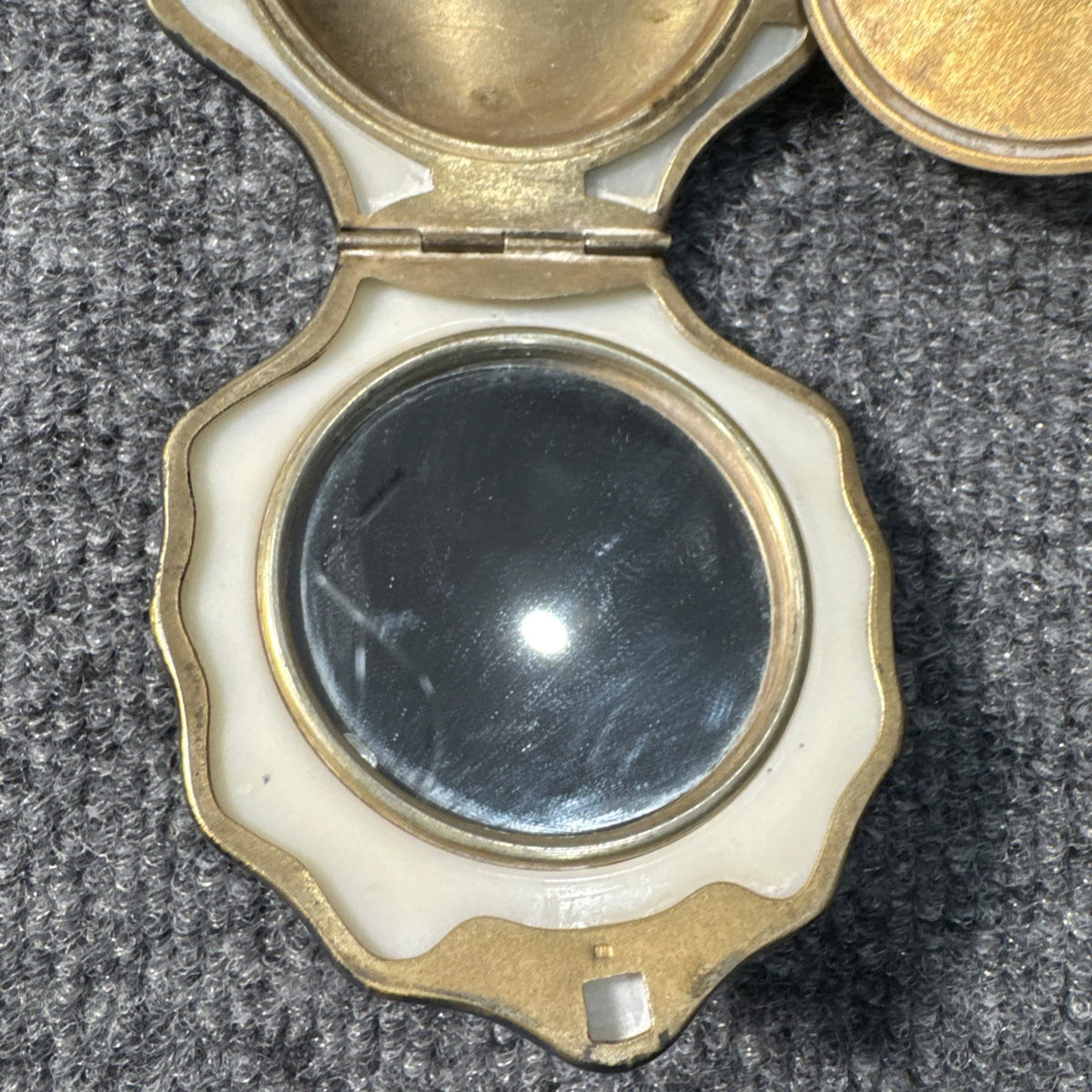 Vintage Soviet 875 Silver Gilded Shell Compact Mirror Makeup Box 90g USSR