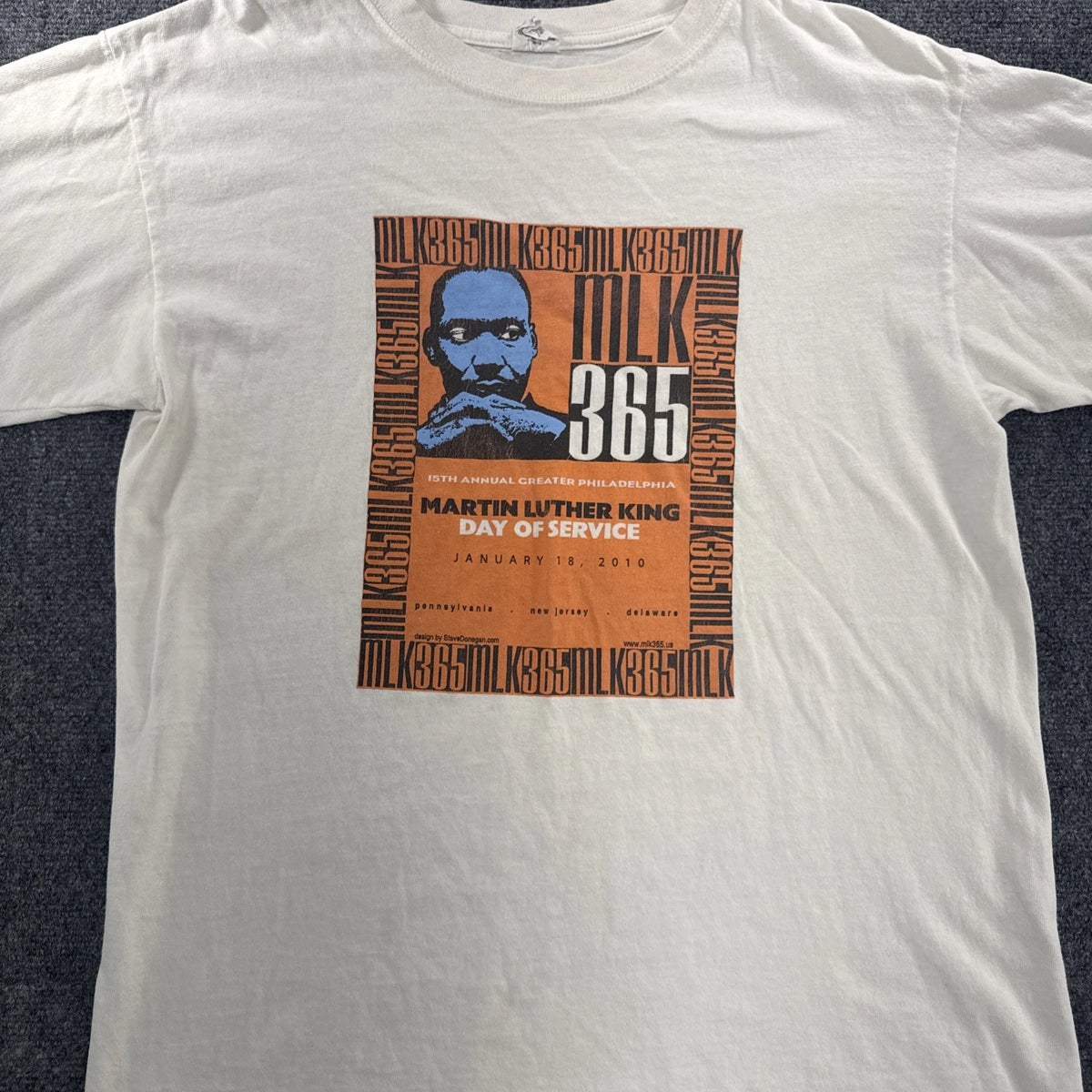 2010 MLK365 Martin Luther King Jr Day of Service Philadelphia T Shirt Large