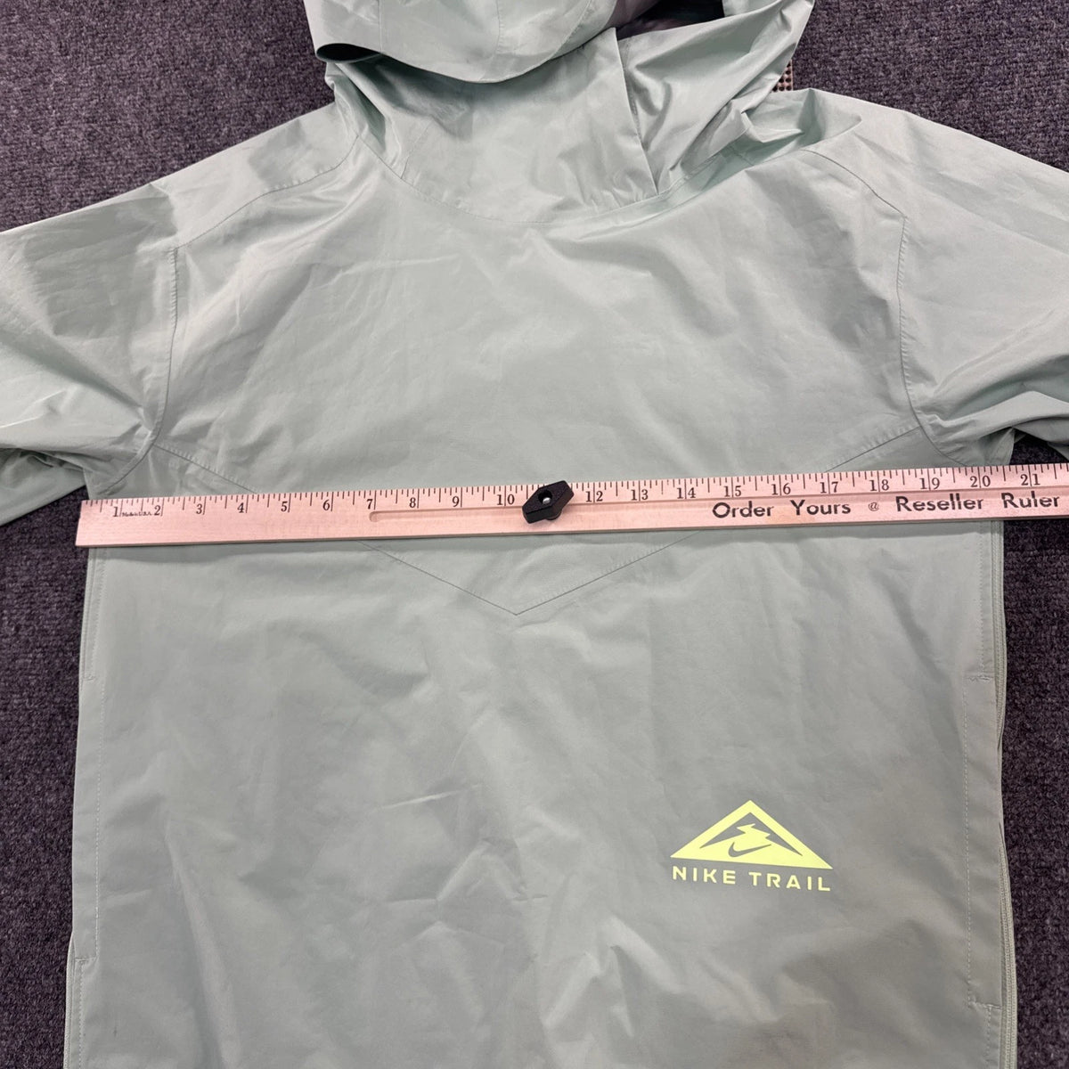 Nike Trail GORE-TEX Infinium Jacket Women XS Green Running DM7565-308