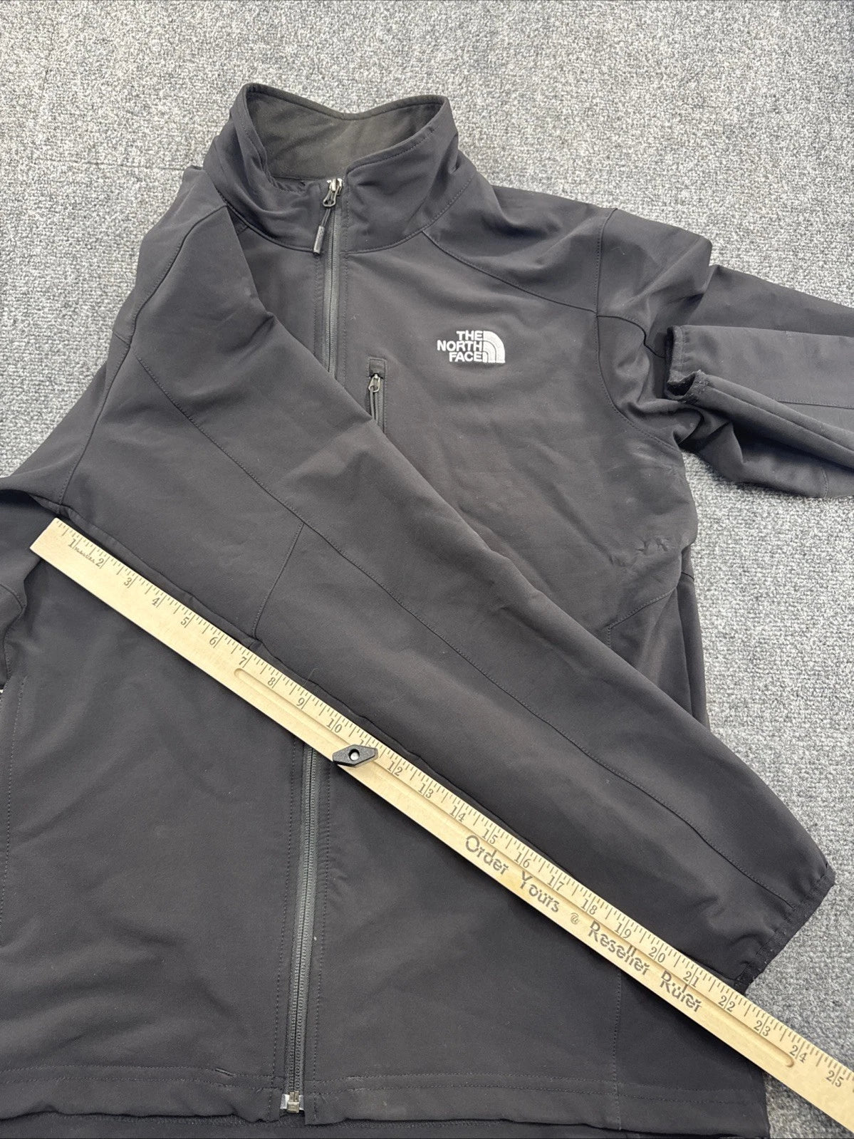 The North Face WindWall Jacket Men’s L Black Softshell Full Zip NF00CUY2