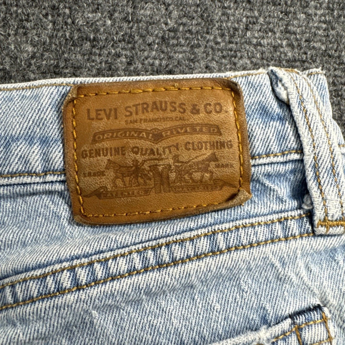 Levi’s Premium Wedgie Straight Ankle Jeans Women’s 26 Light Wash 26 Inseam