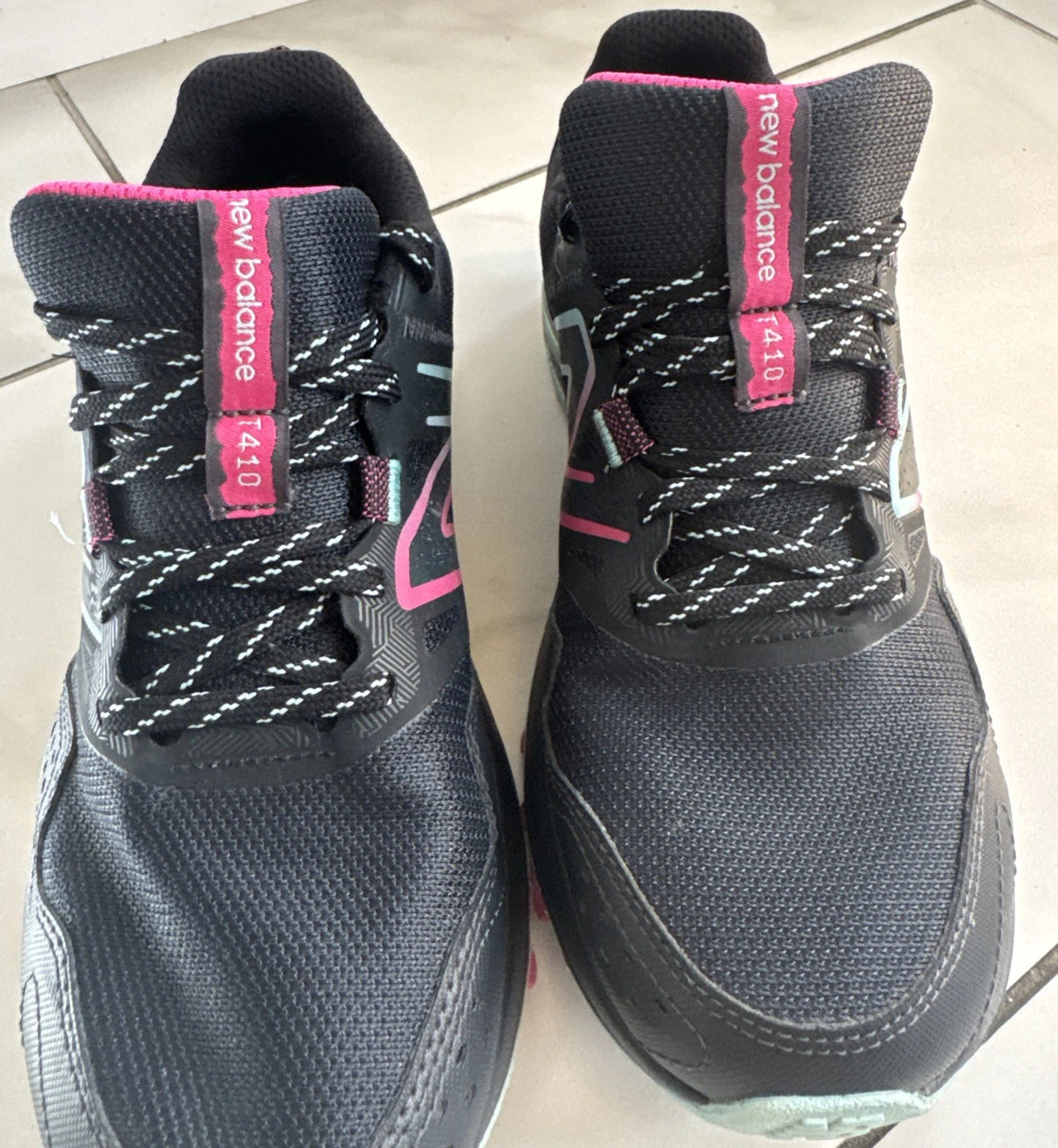 New Balance 410 v8 WT410LC8 Women's 9 D Wide Black Pink Trail Shoes