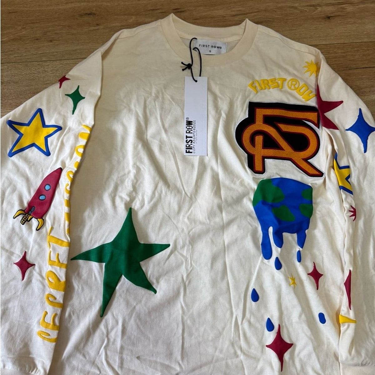 First Row Out Of This World Shirt Men’s Small Beige Graphic Long Sleeve NWT