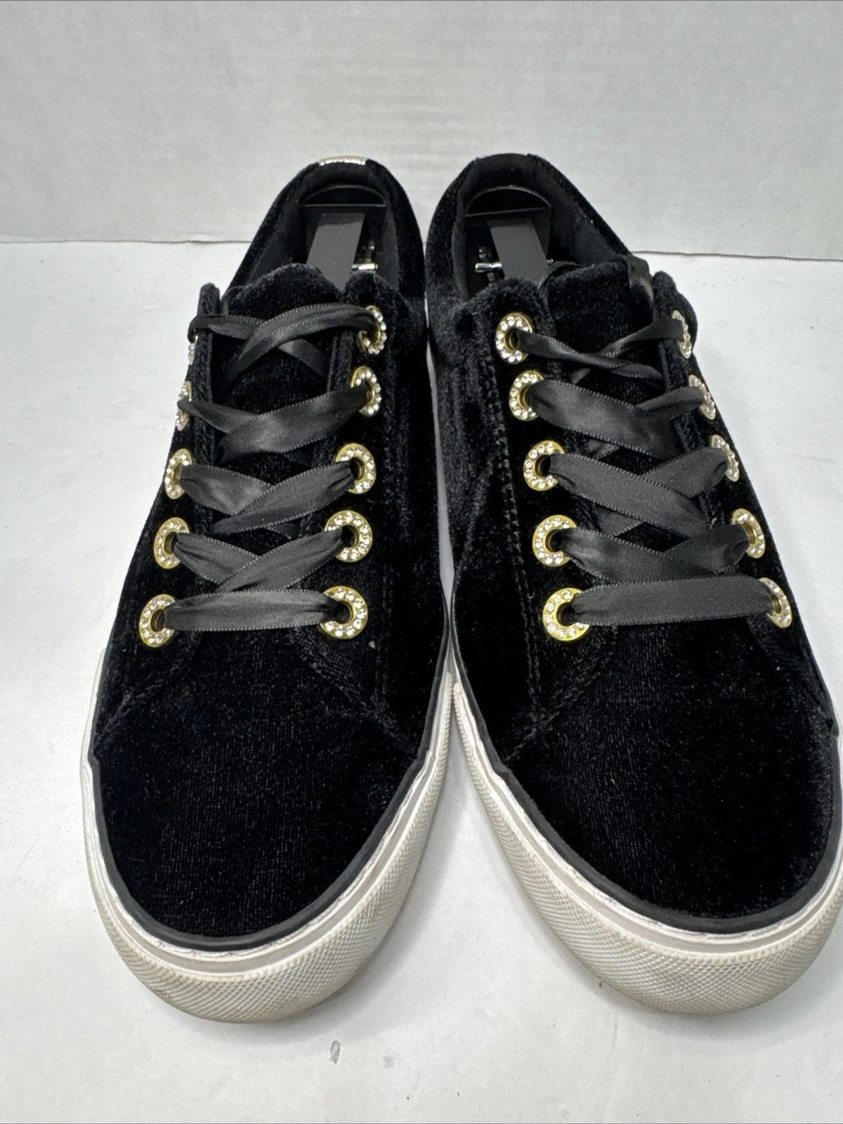 Lilly Pulitzer Black Velvet Sneakers Women 7.5 Gold Rhinestone Ribbon Lace