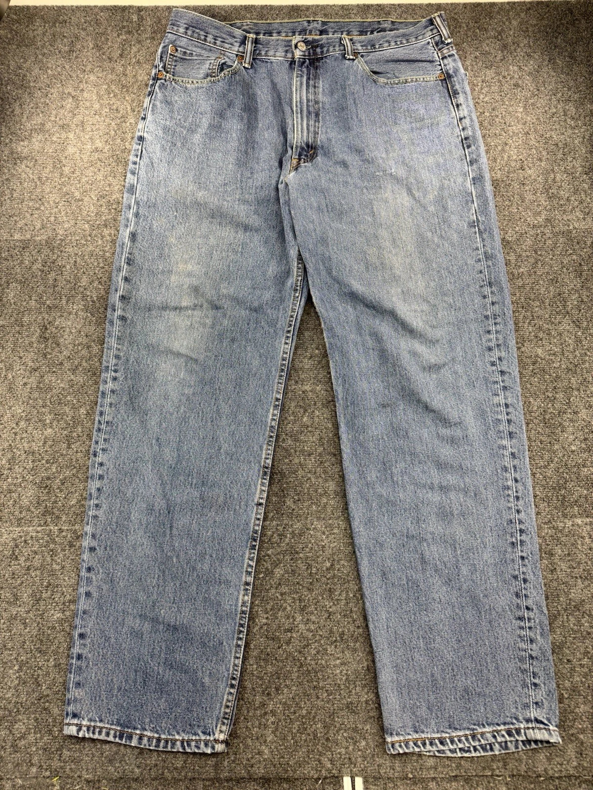Levi's Men's Jeans W38 L34 Light Wash Blue Denim Straight Leg Distressed