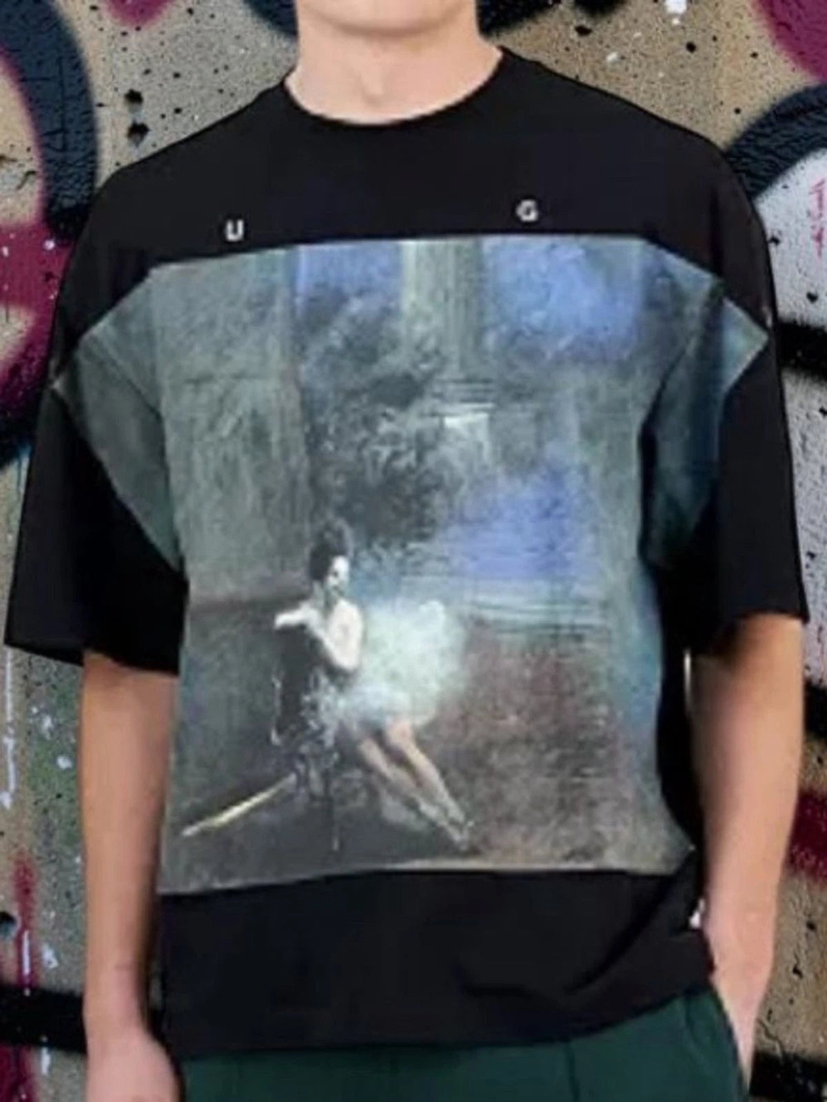Hugo Boss Oversized Graphic T Shirt Mens XL Art Print Embroidered Cotton