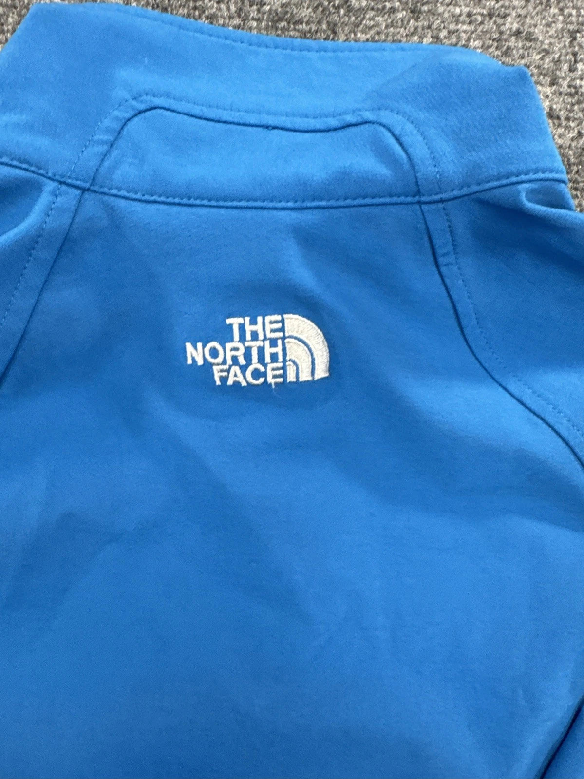 The North Face Women’s Small Blue Softshell Jacket Full Zip Outdoor Hiking