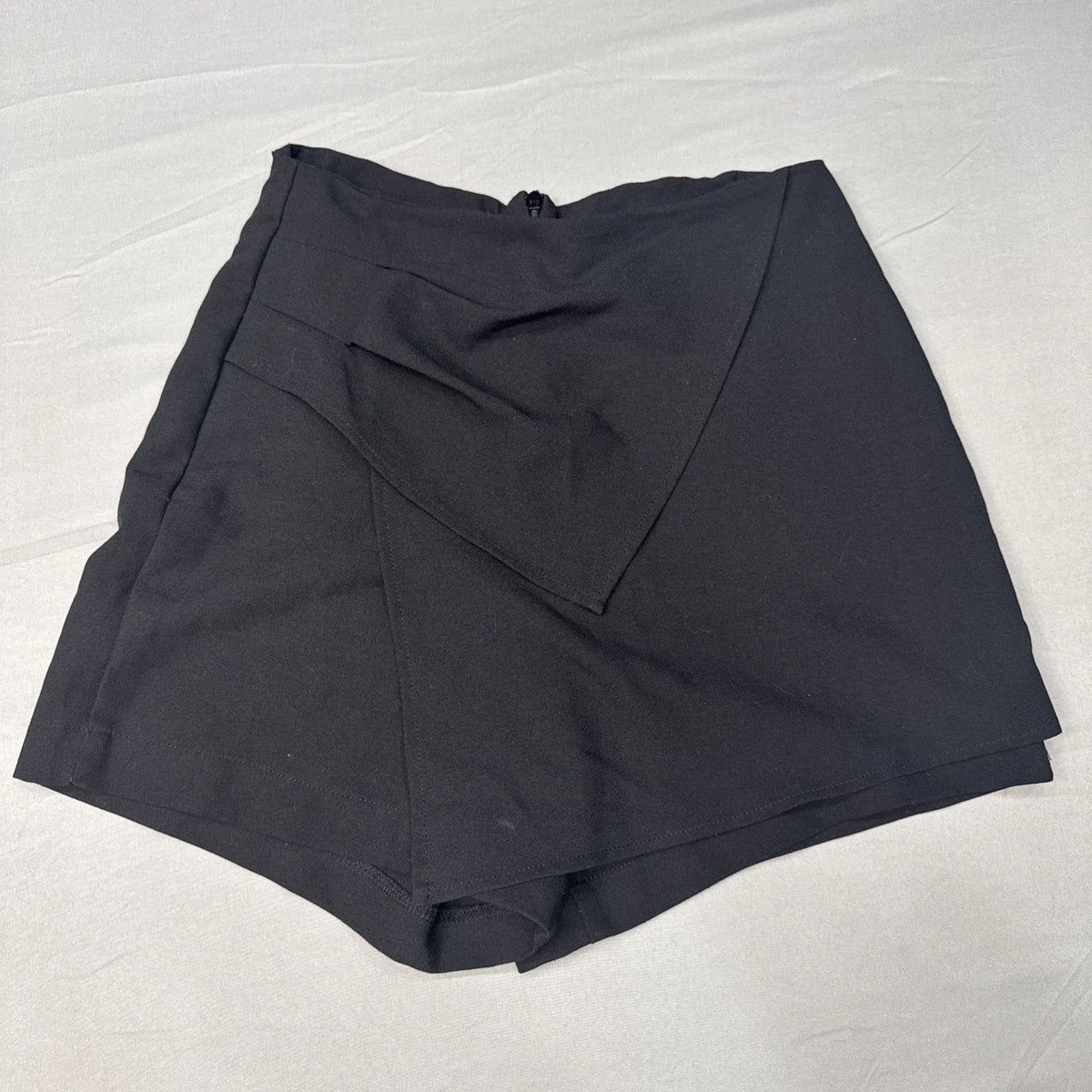 Lovely Day Skort Dress Women's Small Black Made USA Zip Back Casual EUC